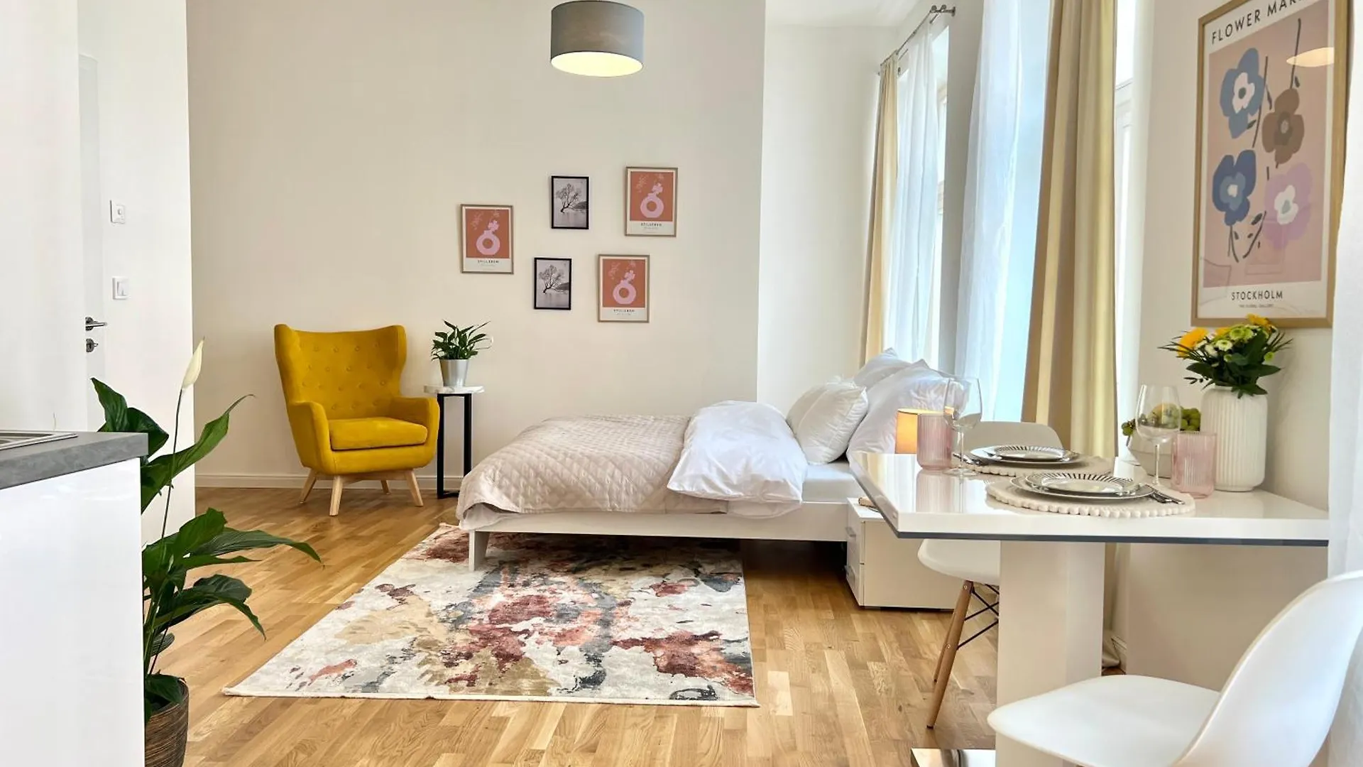 Treetess City Centre Prague Apartments 0*,